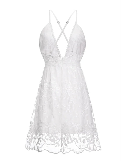 Robe mini blanche en dentelle vue de dos